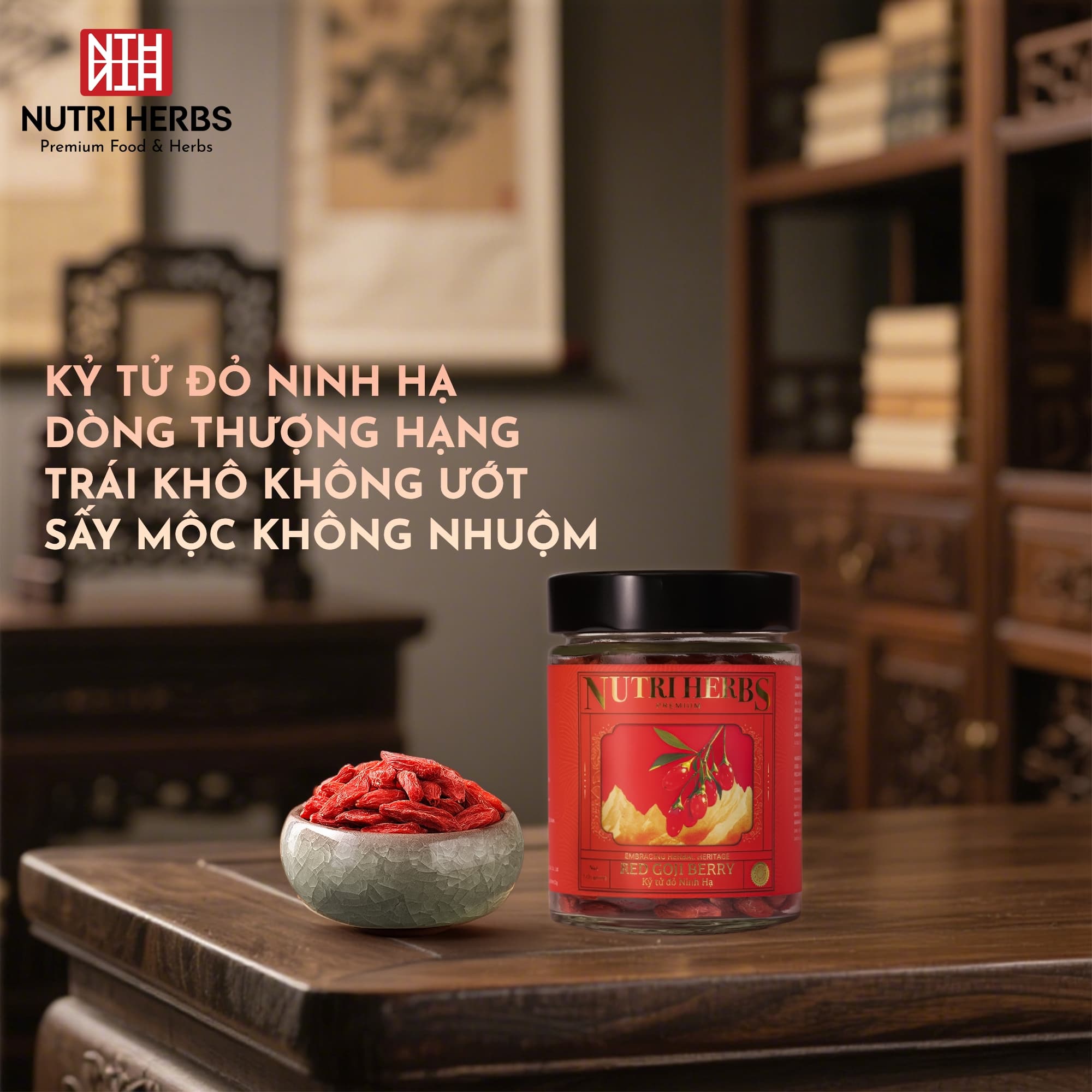 Kỷ Tử Ninh Hạ Sấy Mộc Nutri Herbs – Loại Thượng Hạng, Quả To Đỏ Đều Sang Trọng Làm Quà Tặng Lọ 120g